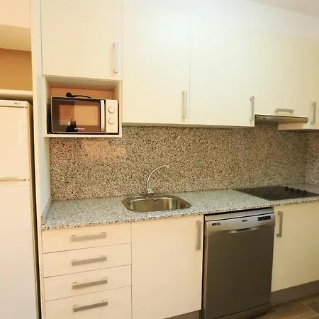 Pins I Mar A 3 7 - Only Families Apartment