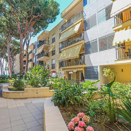 Pins I Mar A 3 7 - Only Families Cambrils